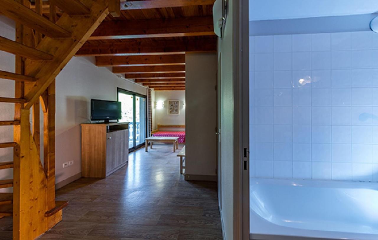 Residence Les Trois Vallees - אראו מראה חיצוני תמונה